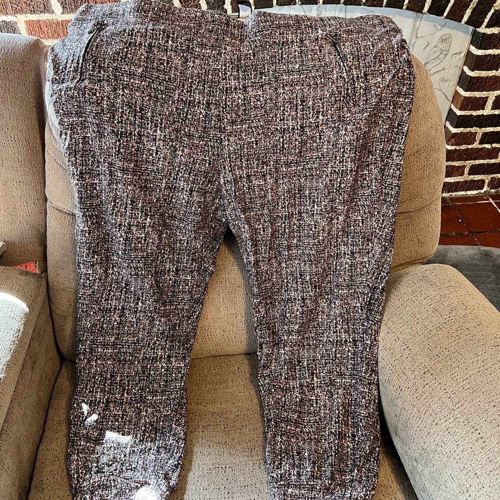 TORRID size 4 (26W) stretch jogger pants